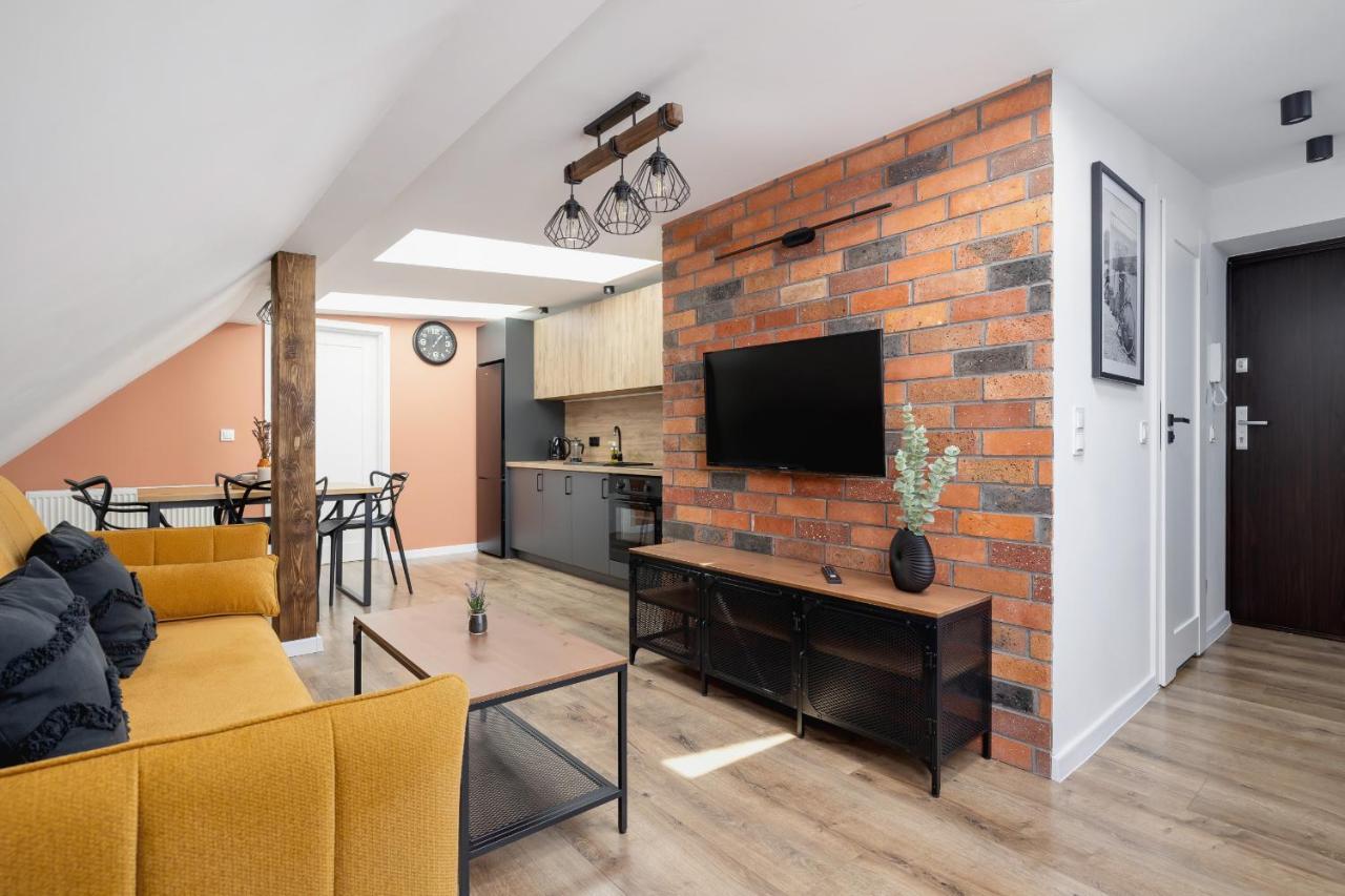 Cosy Apartments Kosciuszki Near The Main Train Station By Noclegi Renters Катовице Экстерьер фото