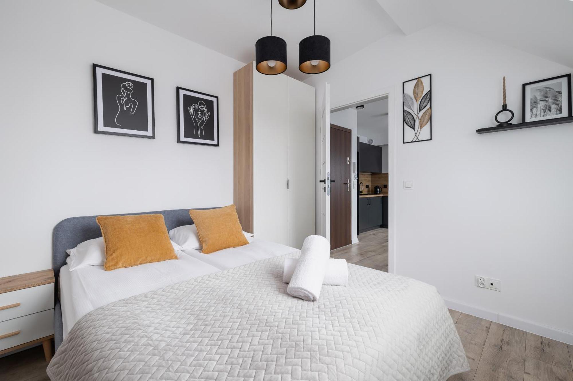 Cosy Apartments Kosciuszki Near The Main Train Station By Noclegi Renters Катовице Экстерьер фото
