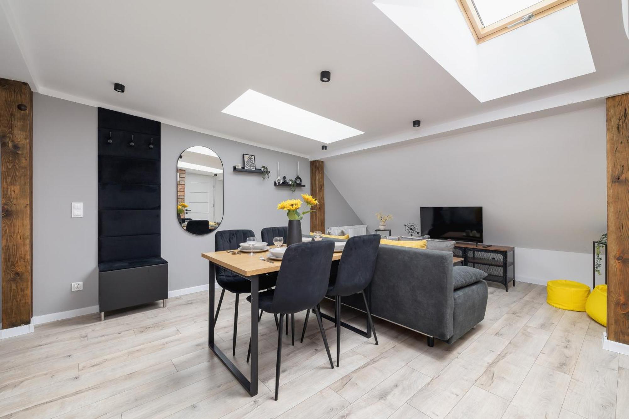 Cosy Apartments Kosciuszki Near The Main Train Station By Noclegi Renters Катовице Экстерьер фото